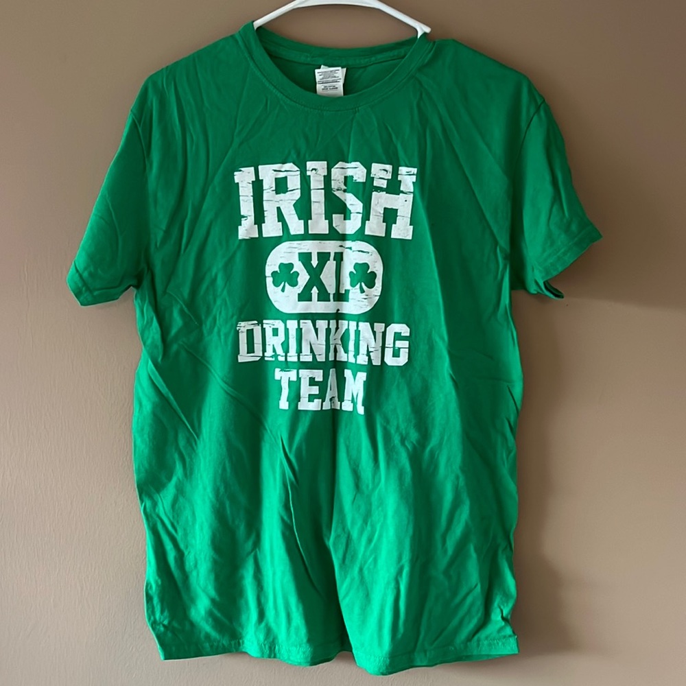 Irish Drinking Team tshirt size M